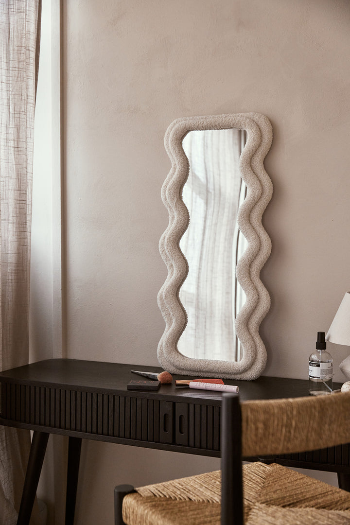 Wavy Mirror TED - Kleiner Teddy Blanche